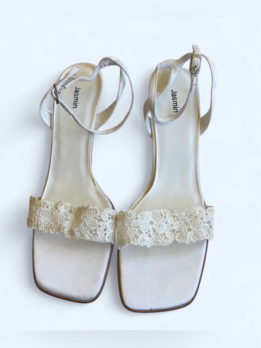 Women's Y2K Cream White Square Toed Lace - Low Kitten Heel Mules / SIZE 8.5